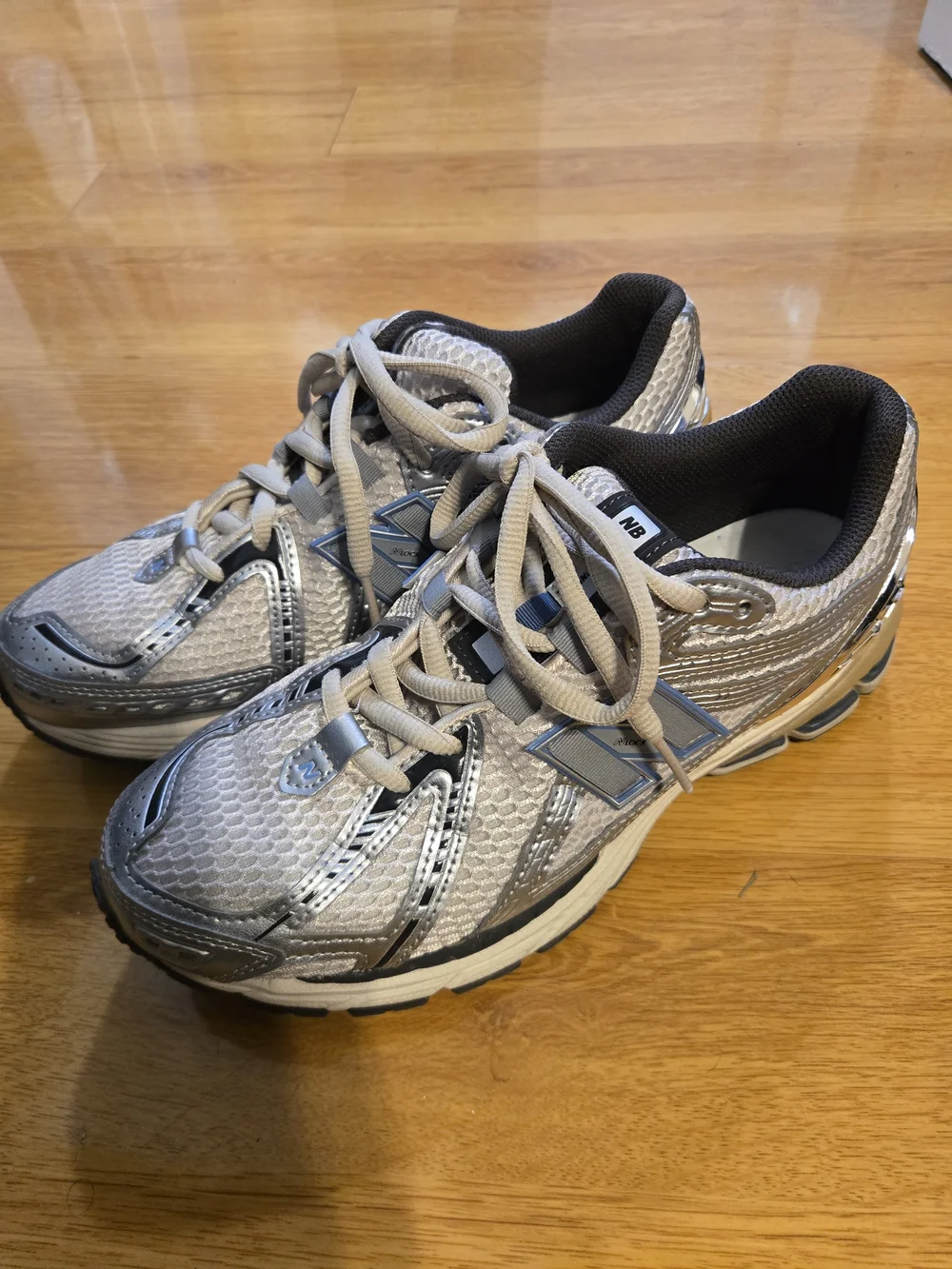 New Balance 1906R Silver Blue Metallic U1906RJK Men's Size 8.5